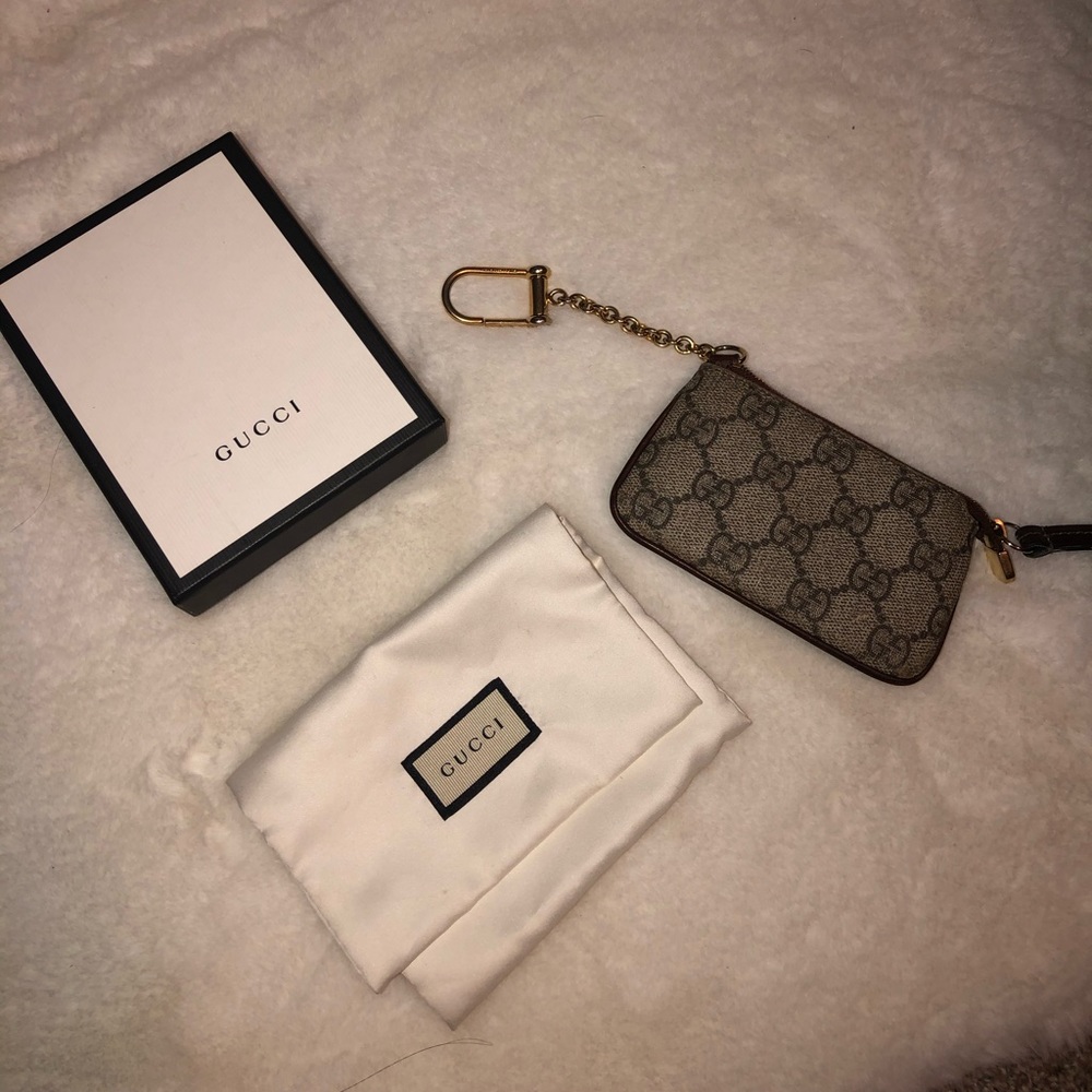 Gucci pouch🤩